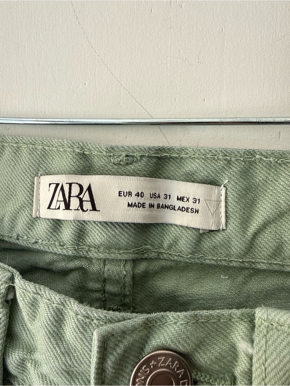 ZARA Sage Green High-Rise Jeans - Picture 2 of 3